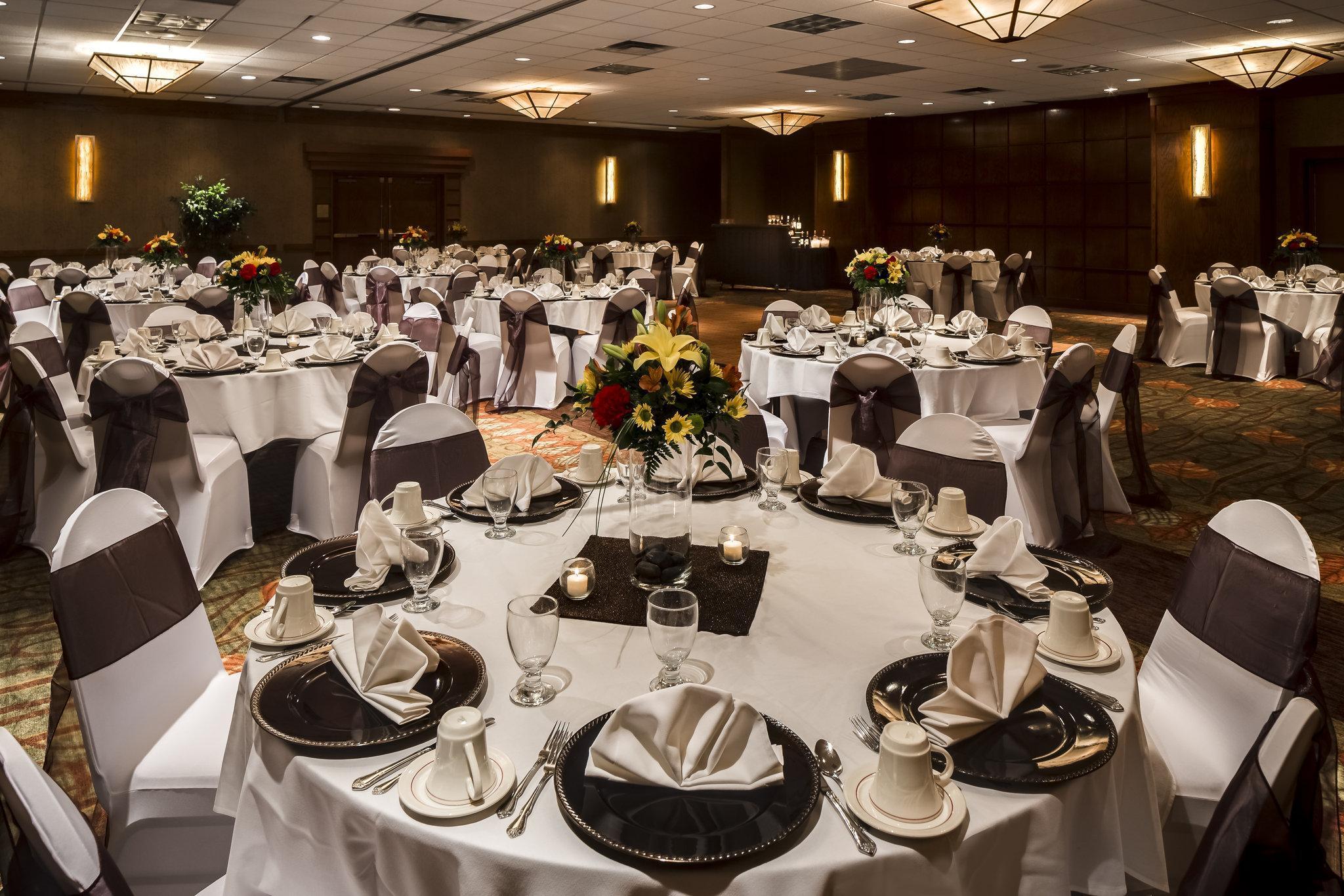 Holiday Inn Hotel & Suites Des Moines-Northwest By Ihg Urbandale Exteriér fotografie