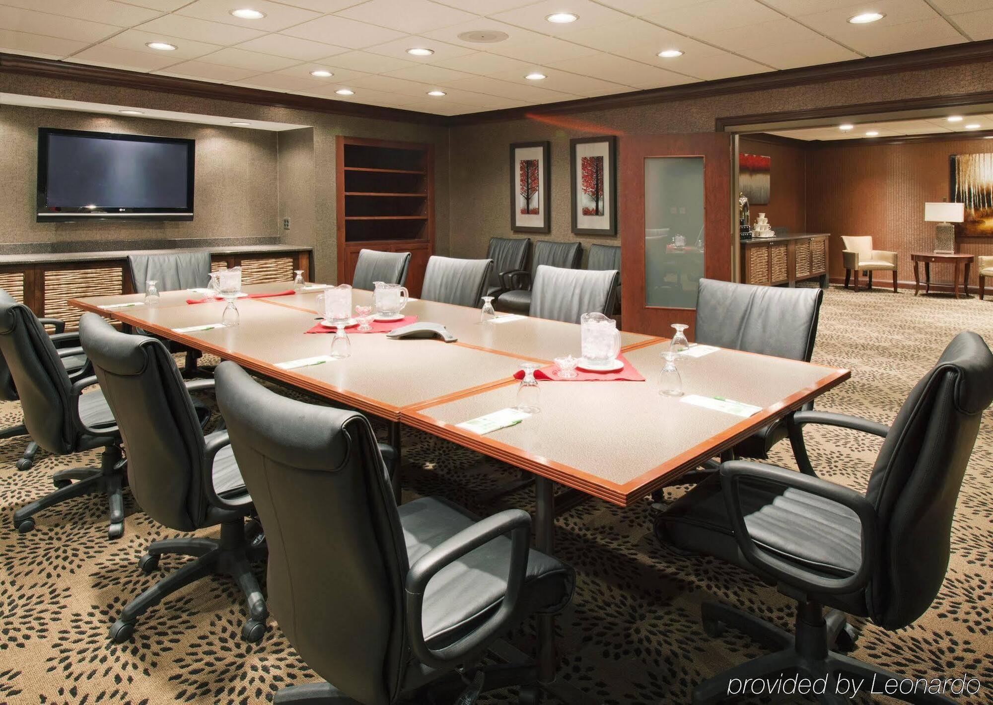 Holiday Inn Hotel & Suites Des Moines-Northwest By Ihg Urbandale Exteriér fotografie